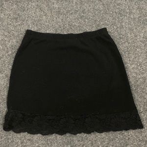 Black lace brandy Melville phoebe skirt (rare)